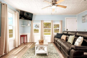Cozy Coastal Cottage